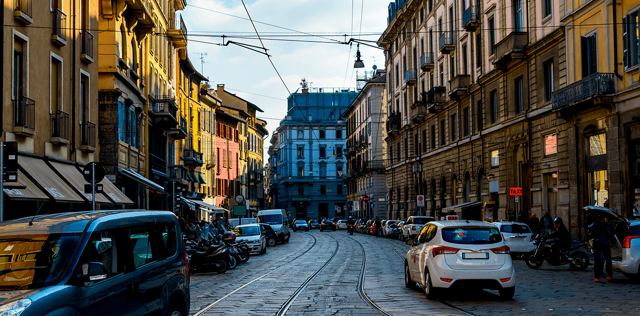 Guida a Milano: come arrivarci e dove parcheggiare | UnipolRental