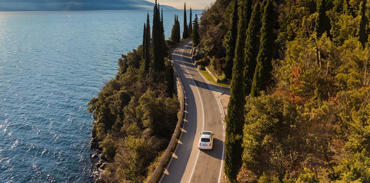 Italia on the road: I 5 migliori itinerari da fare in auto | UnipolRental Italia on the road: I 5 migliori itinerari da fare in auto | UnipolRental